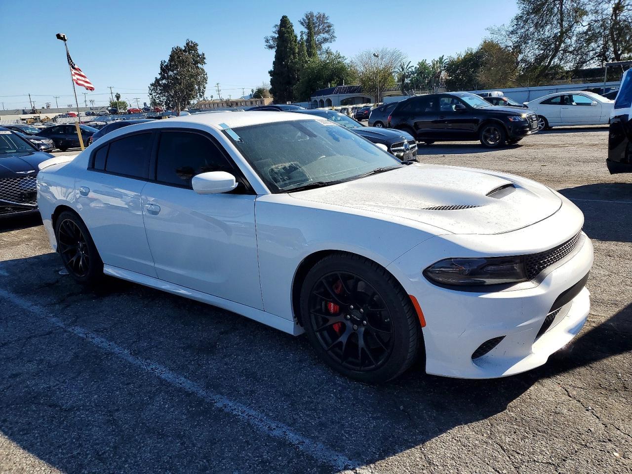 2016 Dodge Charger Srt Hellcat - zdjęcie 4