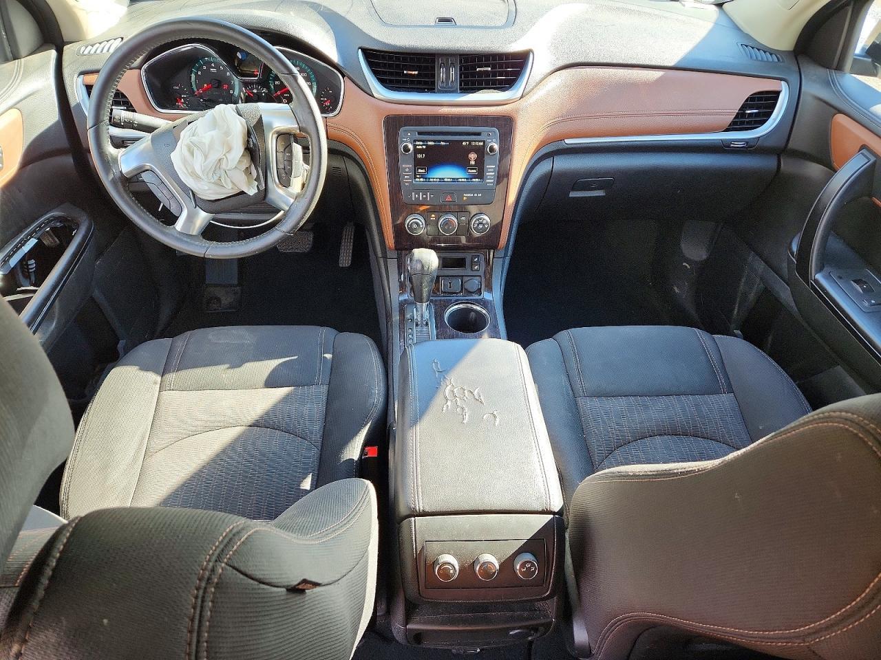 2016 Chevrolet Traverse Lt - zdjęcie 8