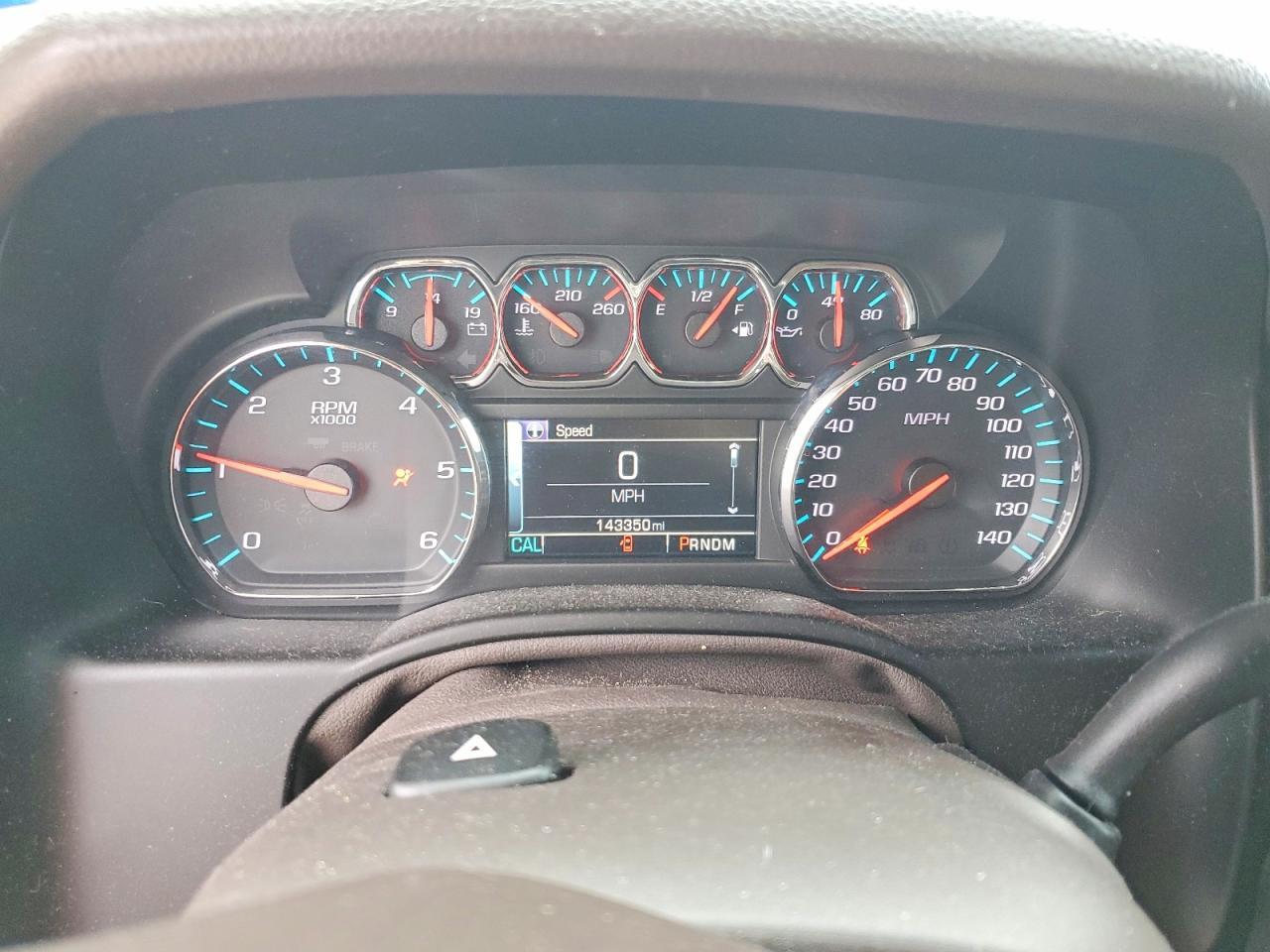 2016 Chevrolet Tahoe C1500 Lt - zdjęcie 9