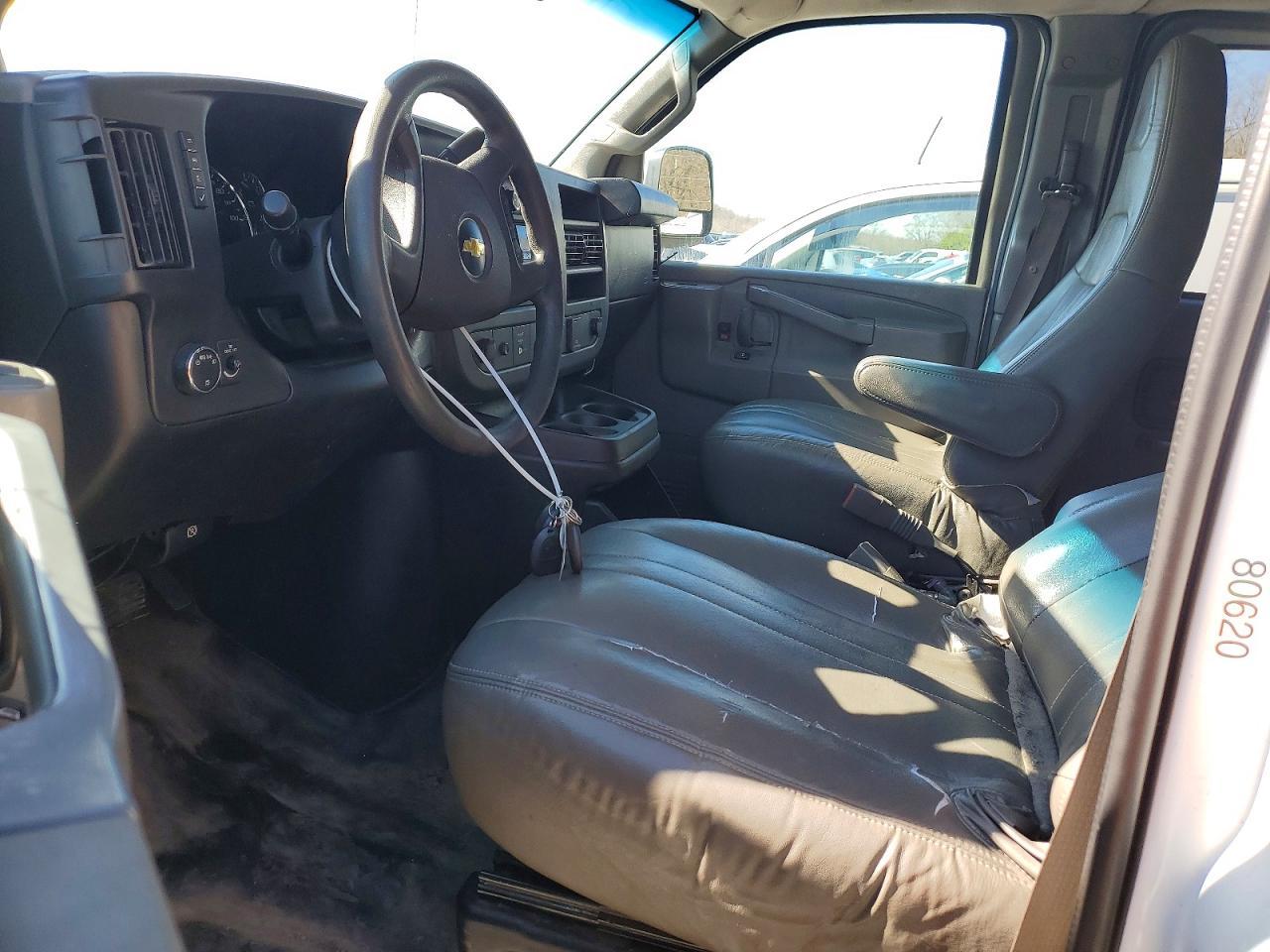 2019 Chevrolet Express G3500 Ls - zdjęcie 7
