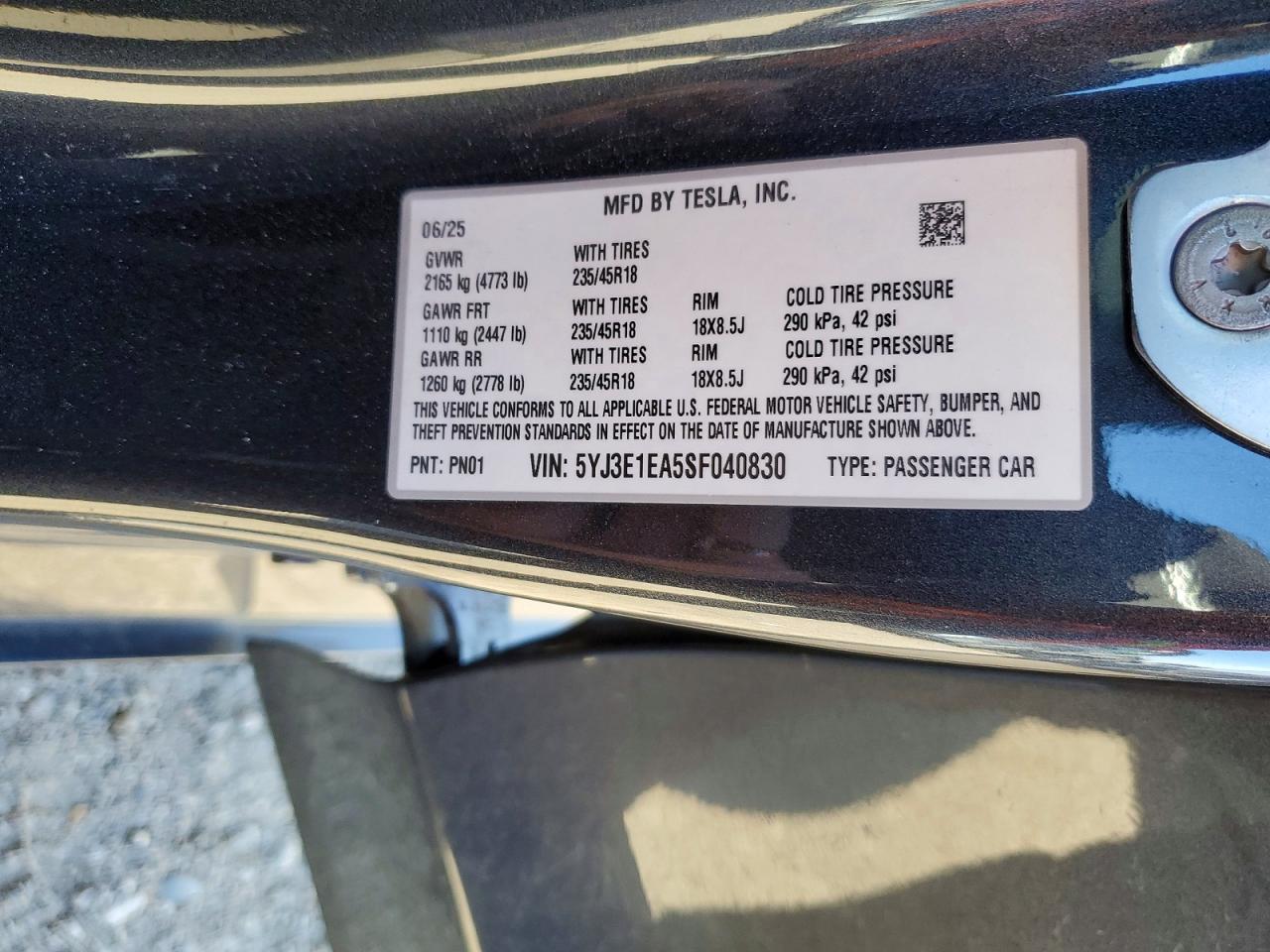 2025 Tesla Model 3 - zdjęcie 12