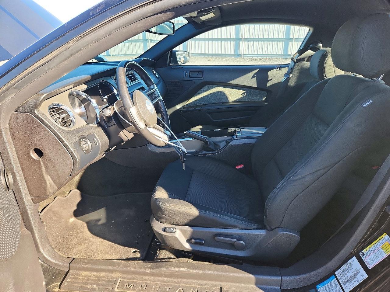 2013 Ford Mustang - zdjęcie 7