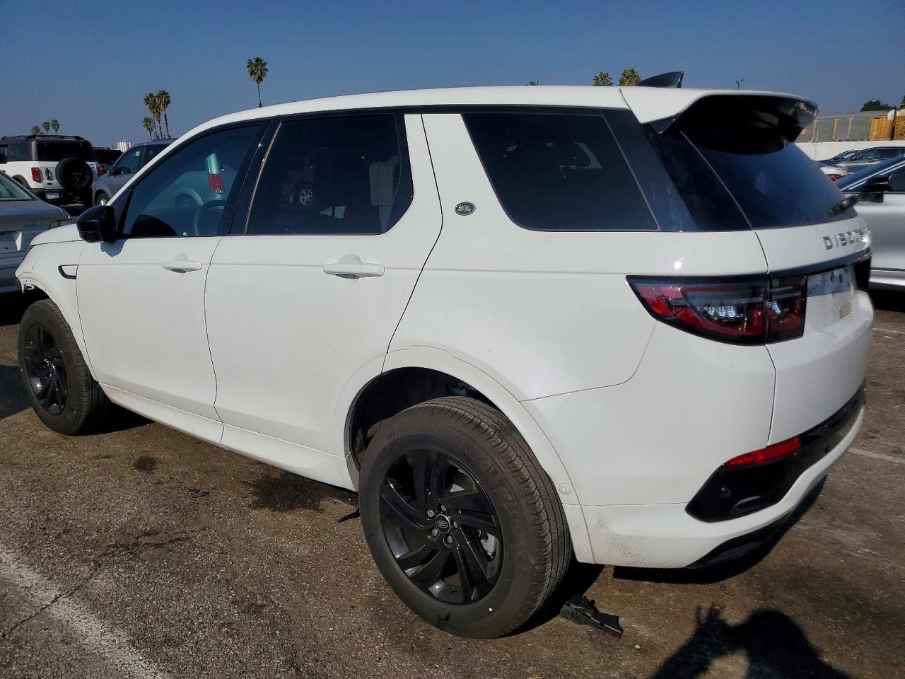 2025 Land Rover Discovery Sport S - zdjęcie 2