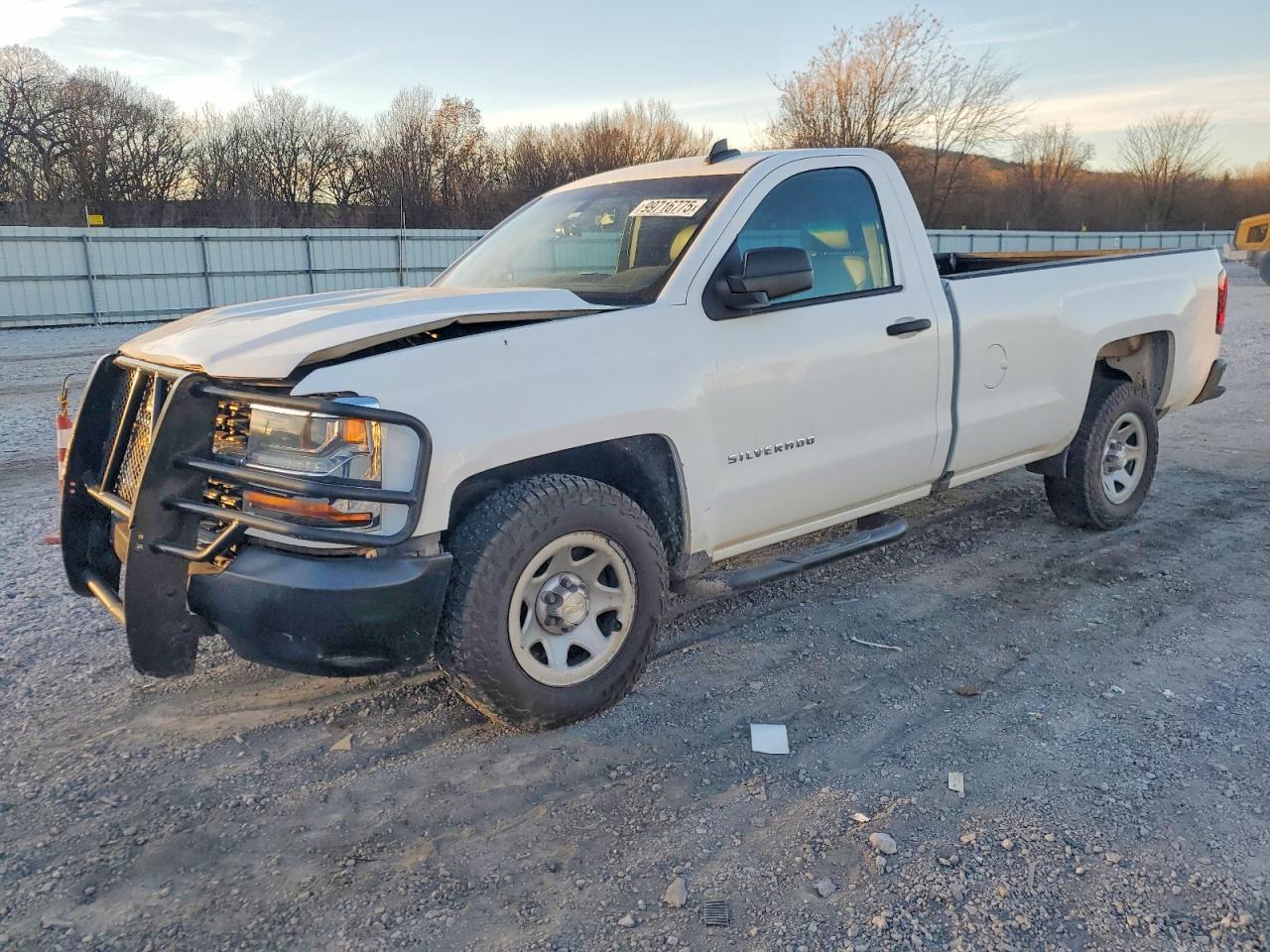 2018 Chevrolet Silverado C1500 - zdjęcie główne