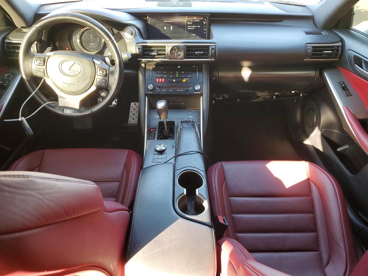 2017 Lexus Is 200T Base - zdjęcie 8