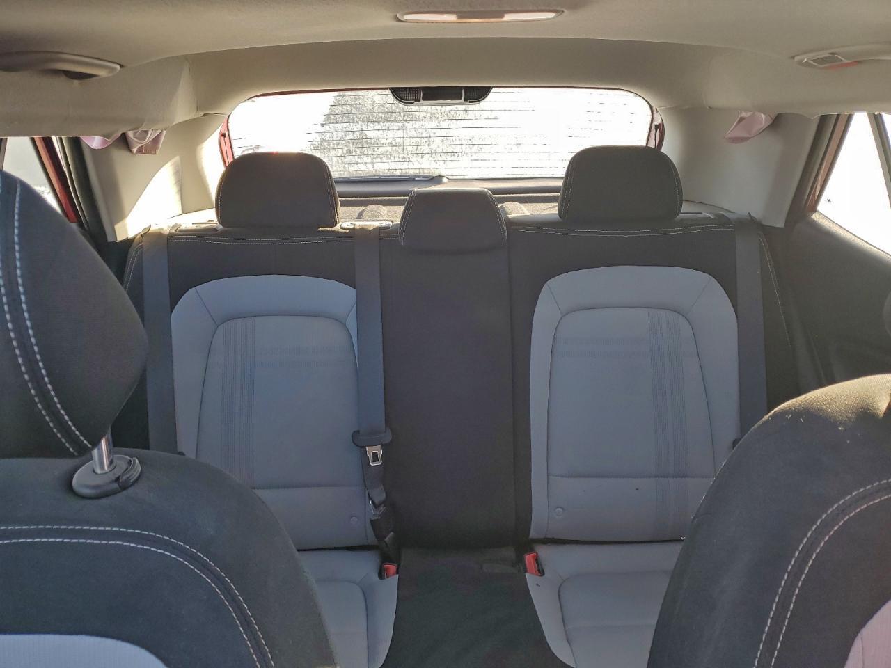 2025 Hyundai Venue Sel - zdjęcie 10