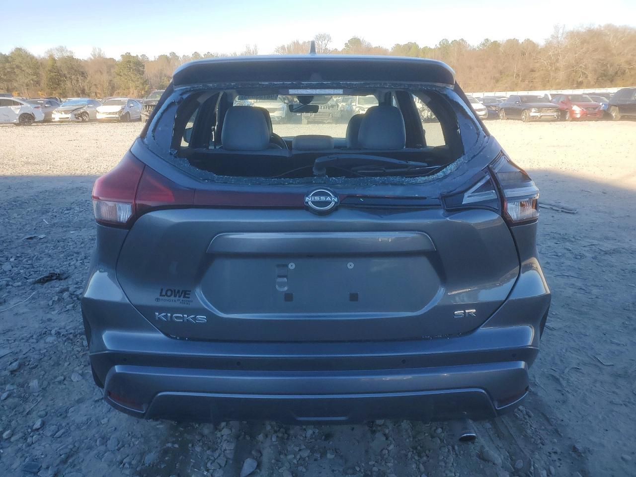 2023 Nissan Kicks Sr - zdjęcie 6