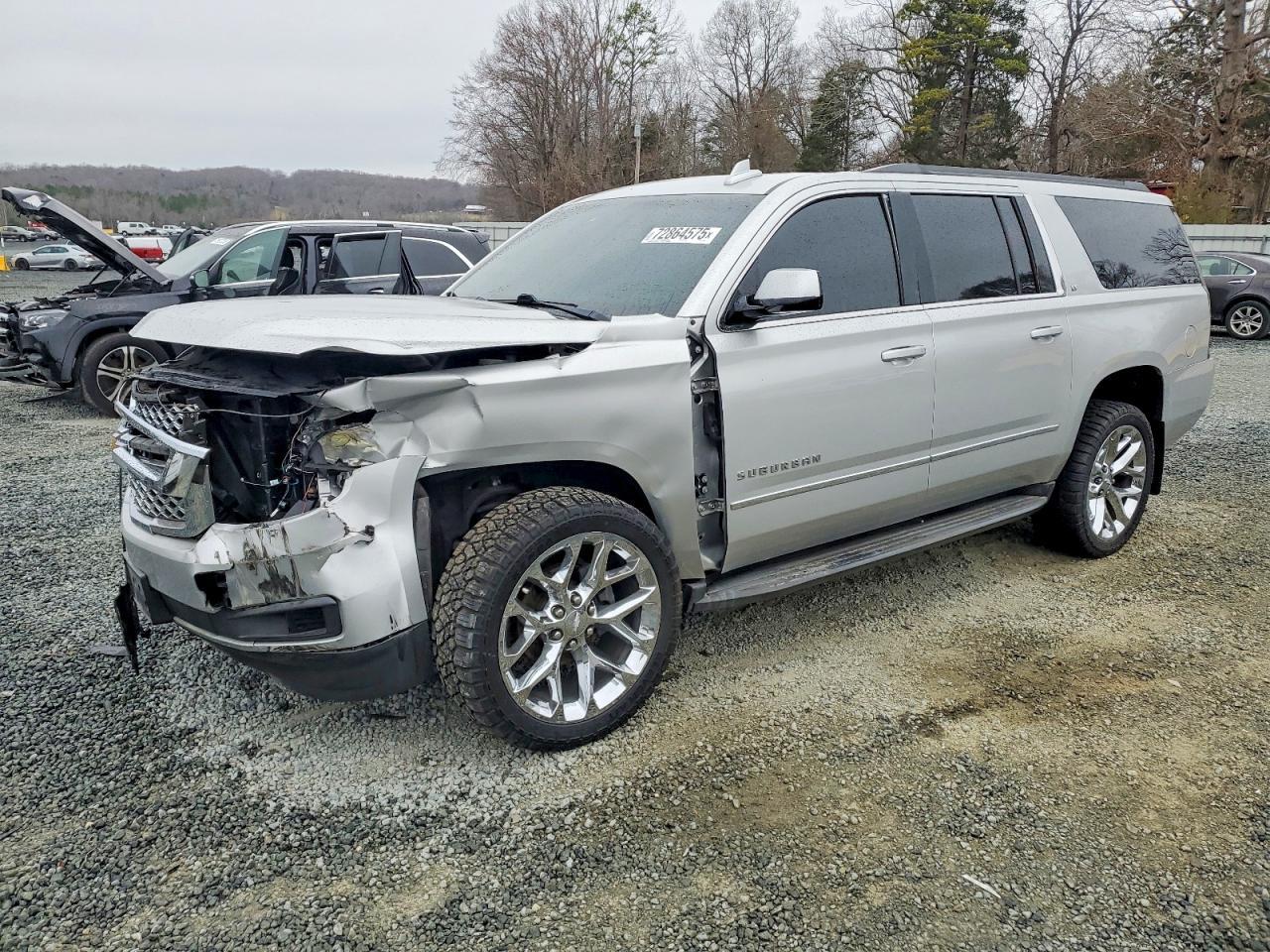 2015 Chevrolet Suburban C1500 Lt - zdjęcie główne
