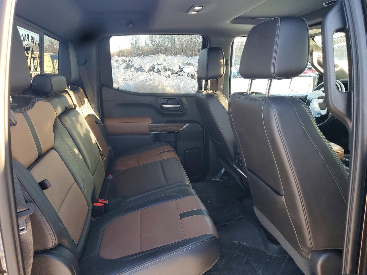 2019 Chevrolet Silverado K1500 High Country - zdjęcie 10