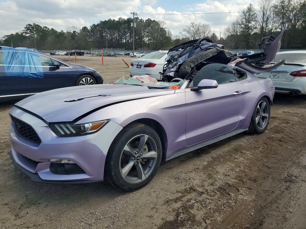 2015 Ford Mustang - zdjęcie główne