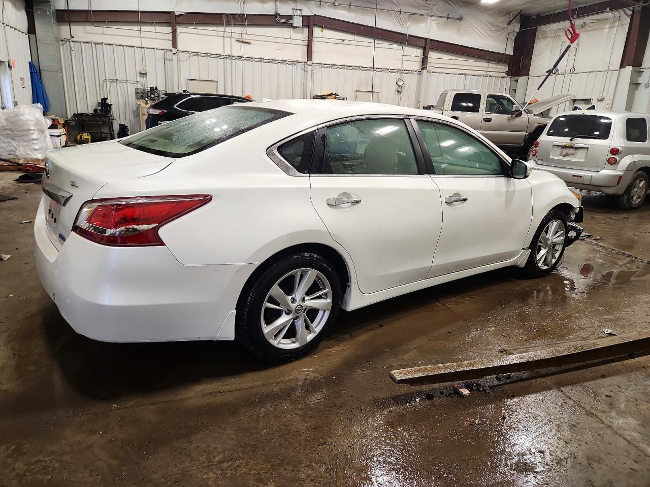 2013 Nissan Altima 2.5 - zdjęcie 3