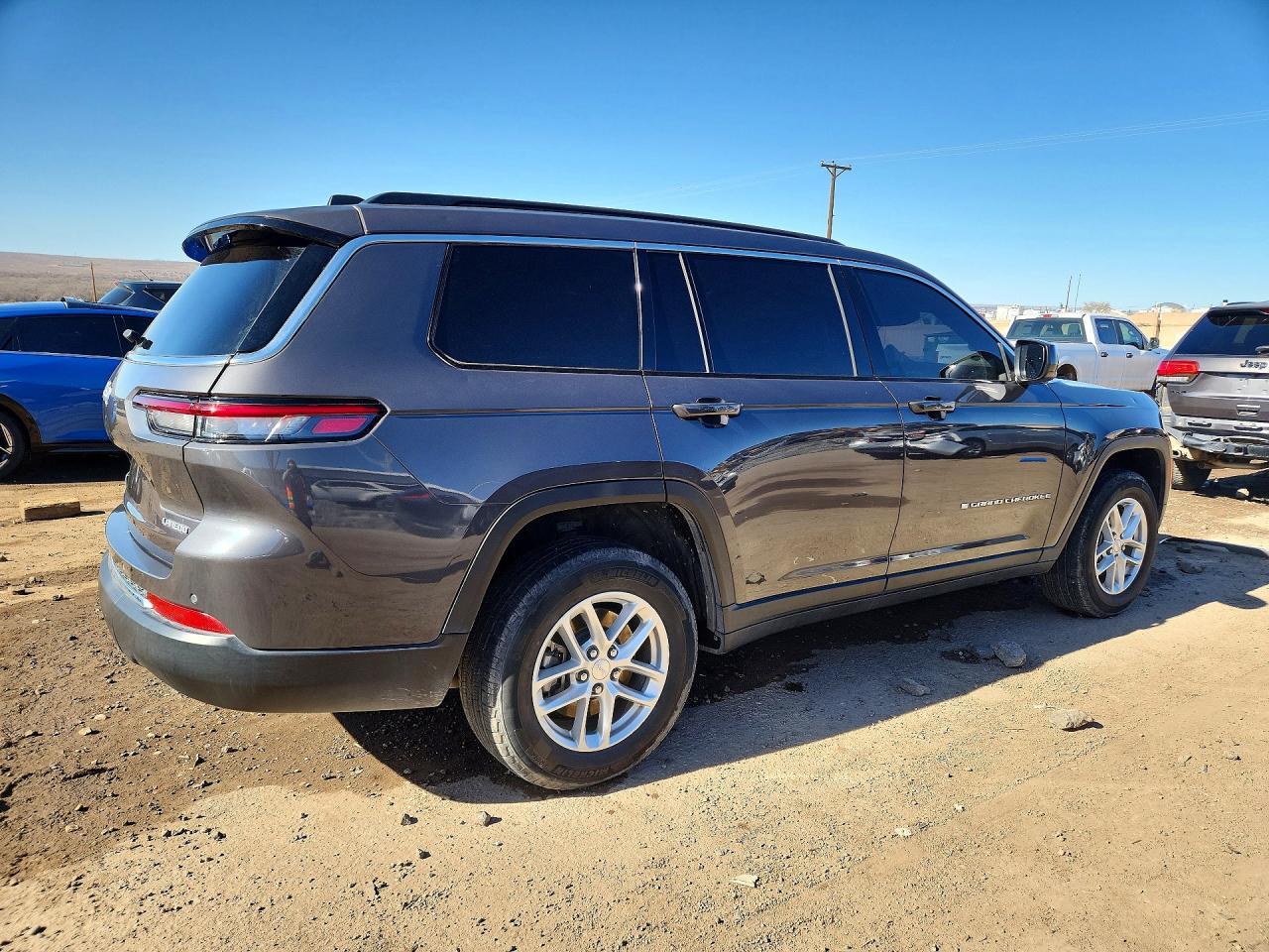 2024 Jeep Grand Cherokee L Laredo - zdjęcie 3