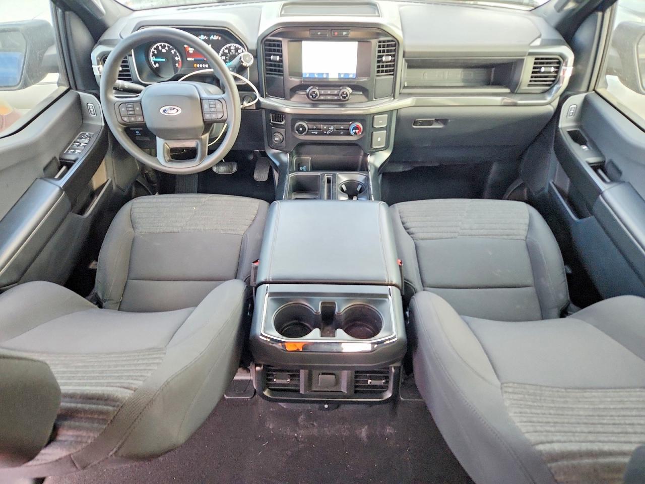 2023 Ford F150 Supercrew - zdjęcie 8