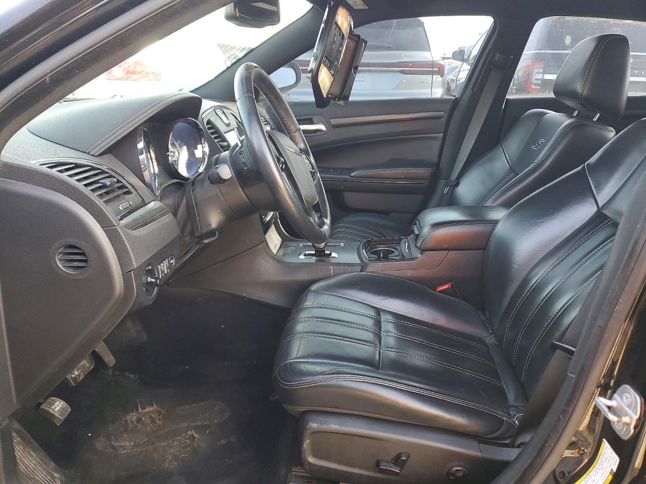 2014 Chrysler 300 S - zdjęcie 7