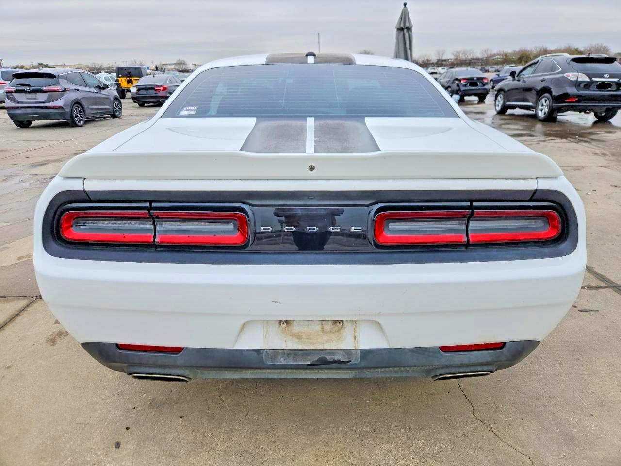 2019 Dodge Challenger Sxt - zdjęcie 6