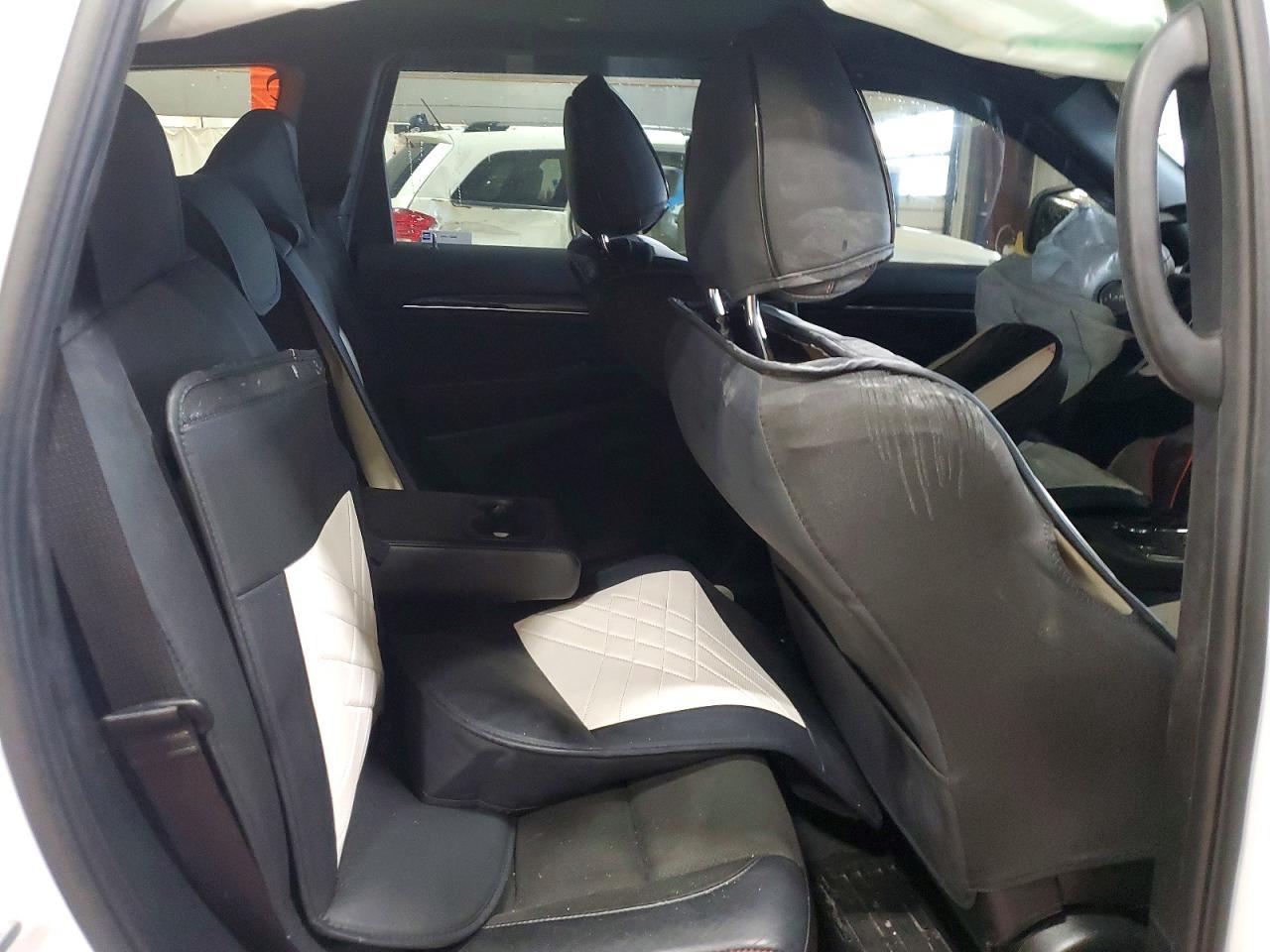 2021 Jeep Grand Cherokee Trailhawk - zdjęcie 11