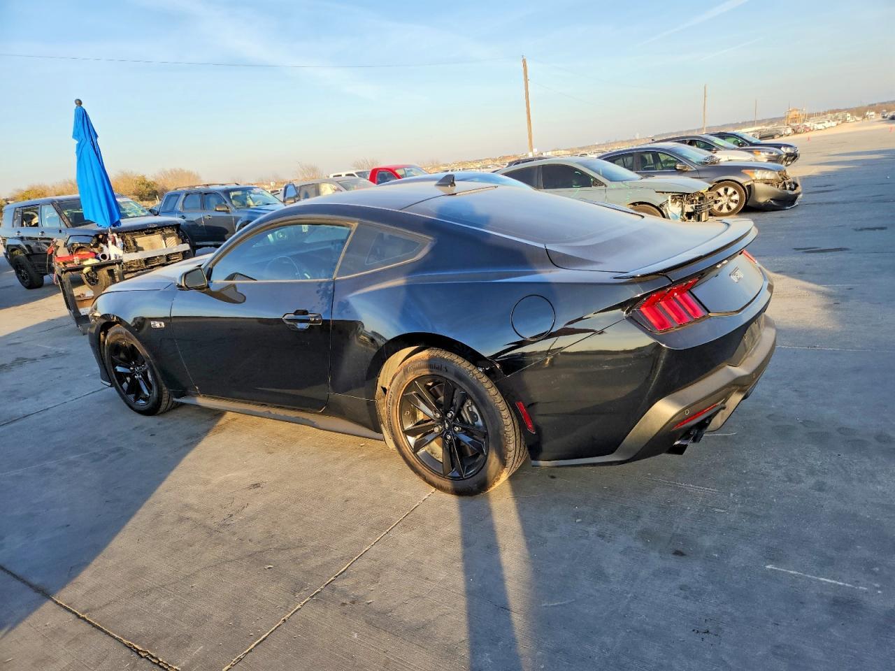 2024 Ford Mustang Gt - zdjęcie 2