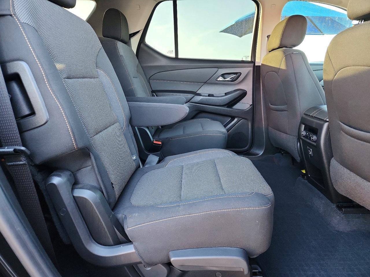 2021 Chevrolet Traverse Lt - zdjęcie 11