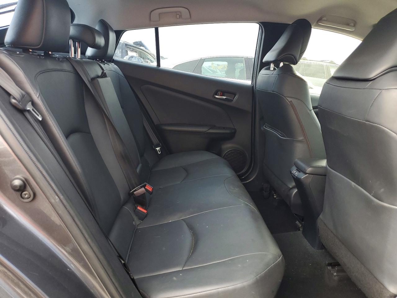 2019 Toyota Prius - zdjęcie 10