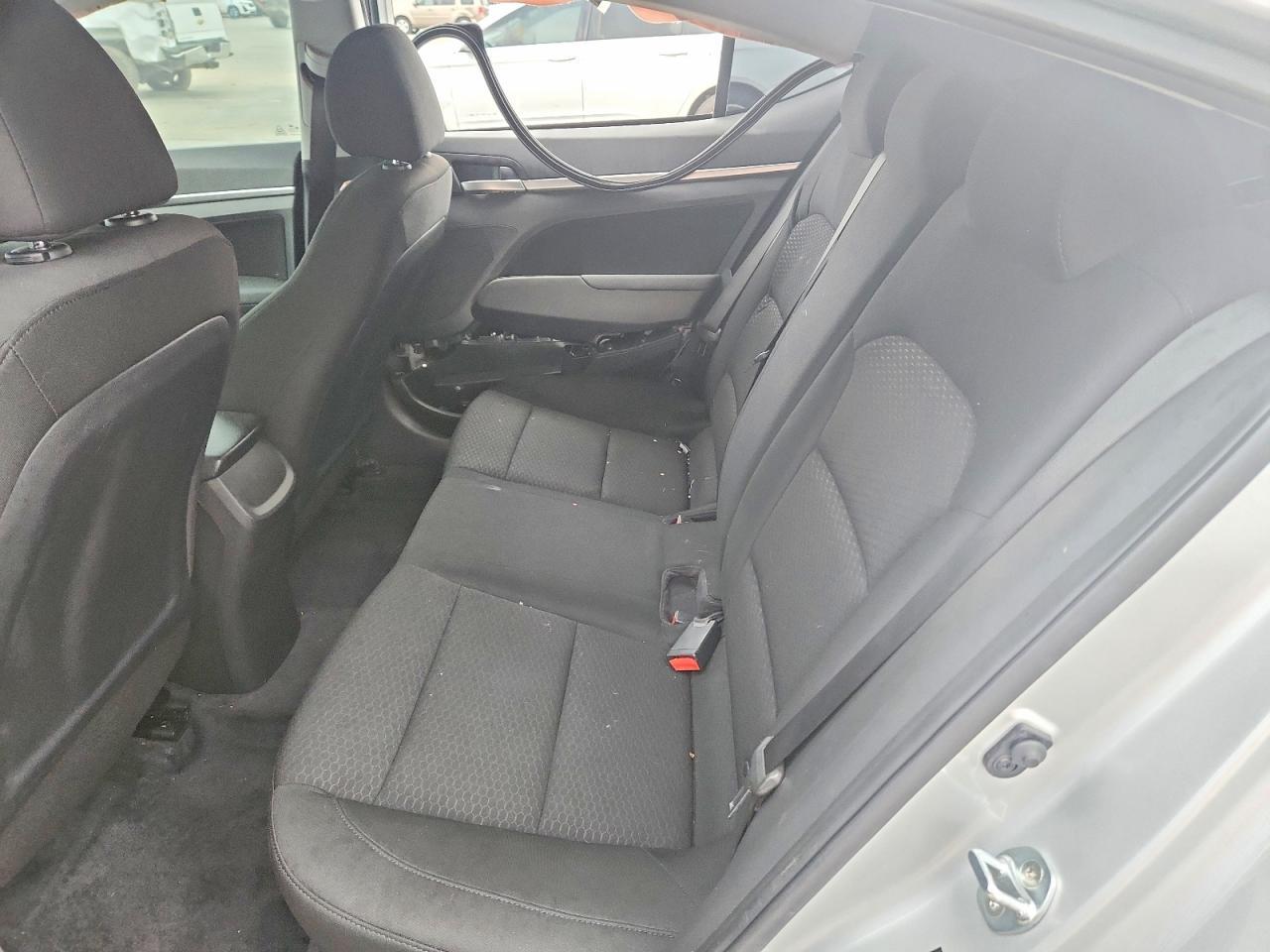 2020 Hyundai Elantra Sel - zdjęcie 10