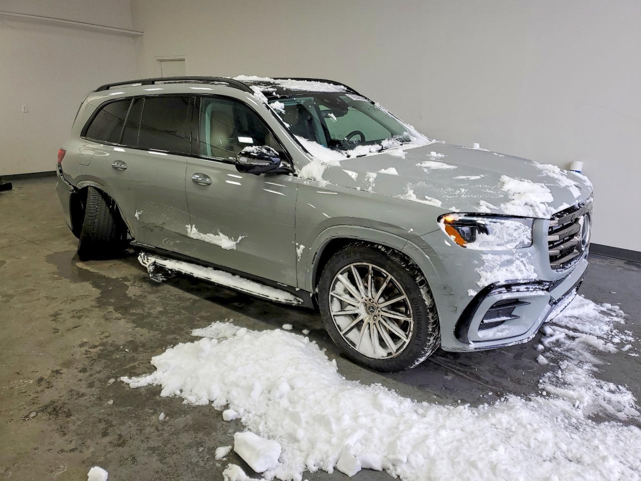 2024 Mercedes-Benz Gls 580 4Matic - zdjęcie 4
