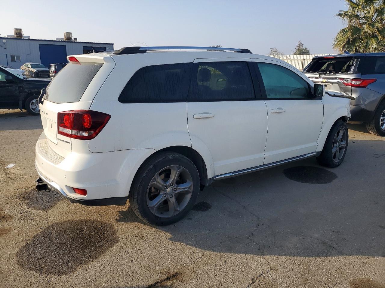 2017 Dodge Journey Crossroad - zdjęcie 3