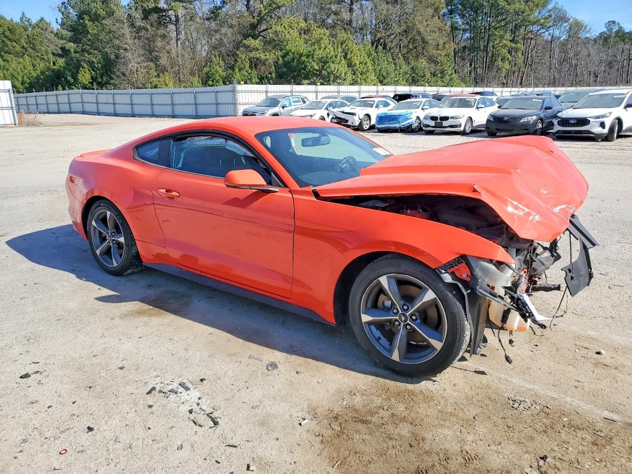 2016 Ford Mustang - zdjęcie 4