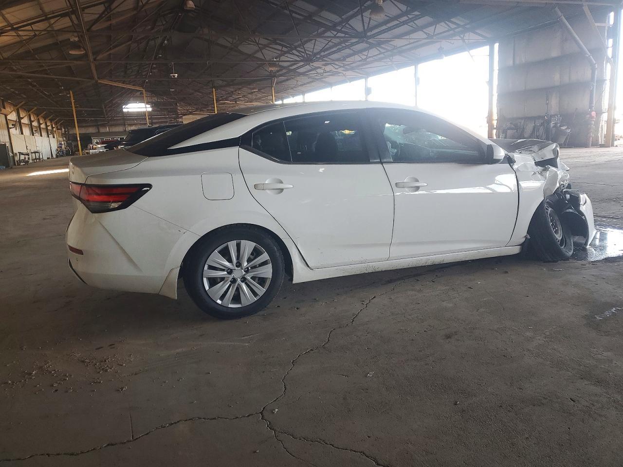 2022 Nissan Sentra S - zdjęcie 3