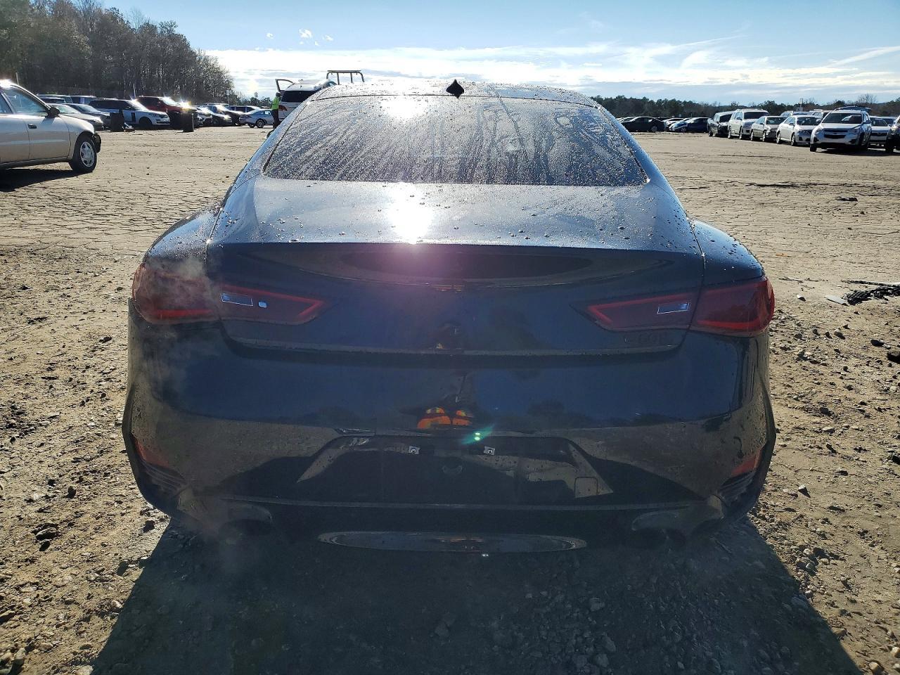 2018 Infiniti Q60 Luxe 300 - zdjęcie 6