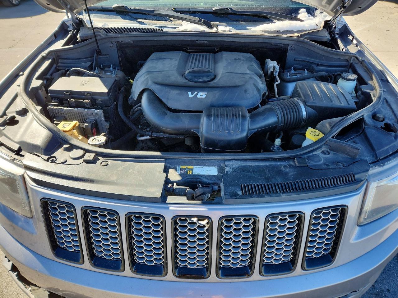 2015 Jeep Grand Cherokee Laredo - zdjęcie 12