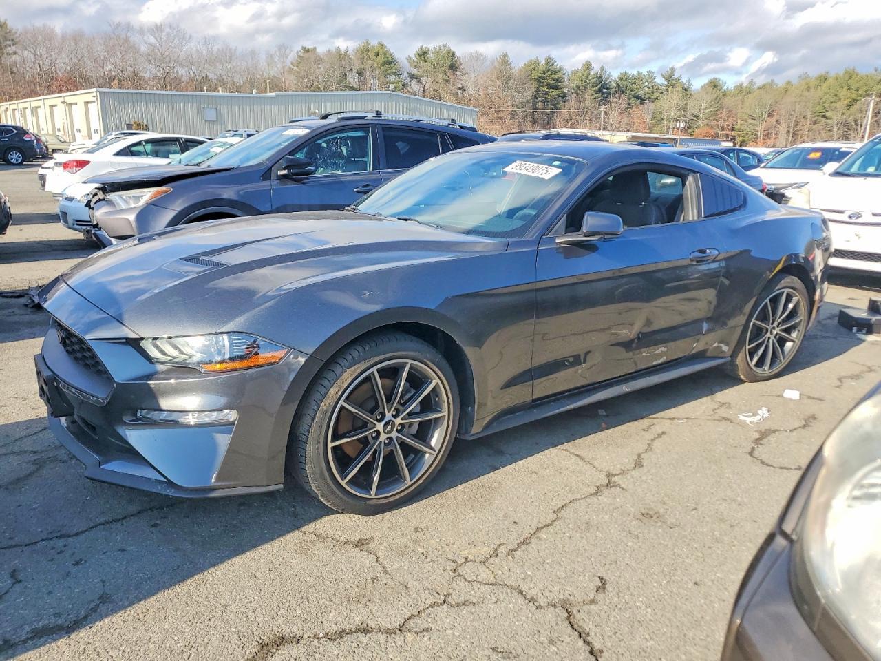 2019 Ford Mustang - zdjęcie główne
