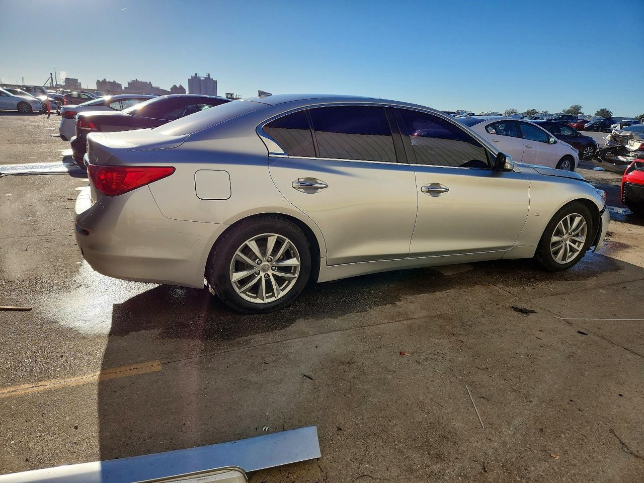 2015 Infiniti Q50 Base - zdjęcie 3