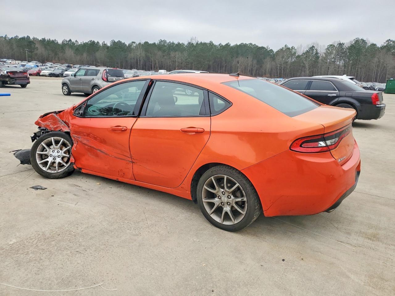 2015 Dodge Dart Sxt - zdjęcie 2