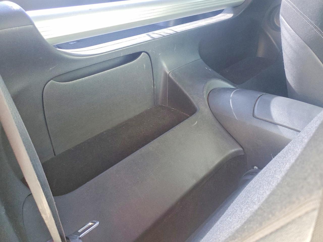 2016 Nissan 370Z Base - zdjęcie 10