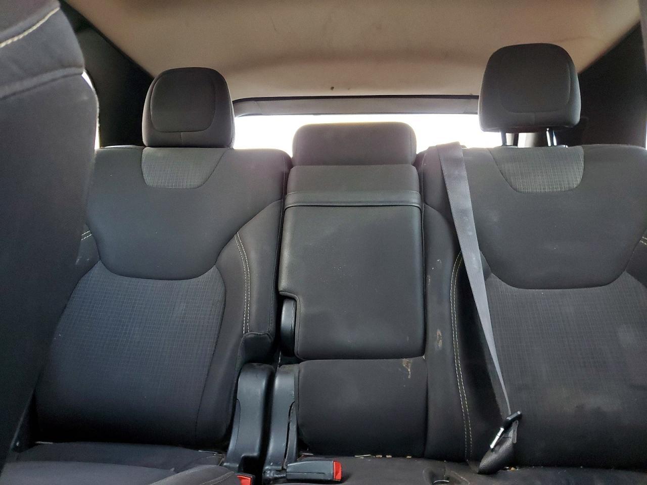 2015 Jeep Cherokee Latitude - zdjęcie 10