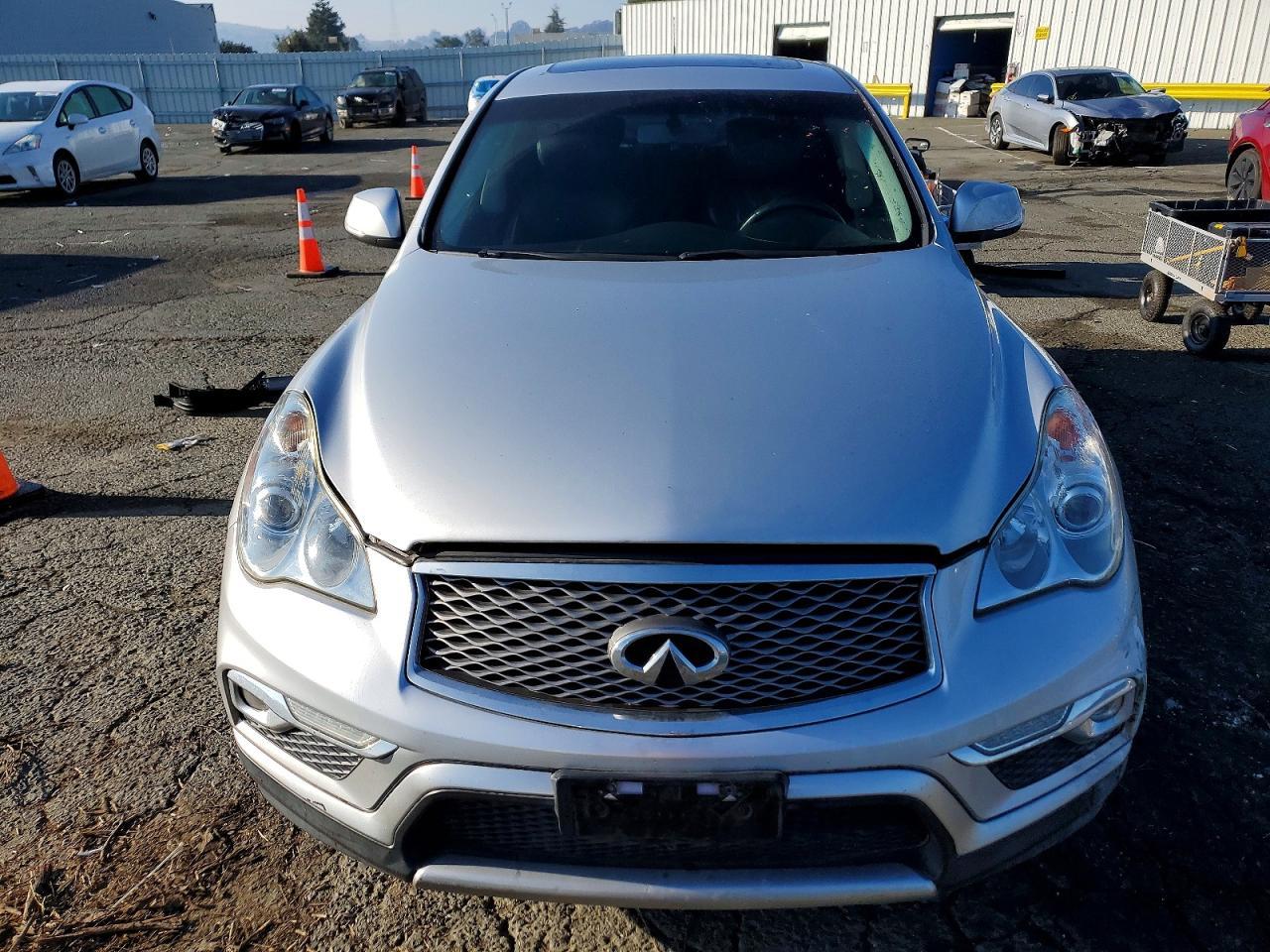 2017 Infiniti Qx50 - zdjęcie 5