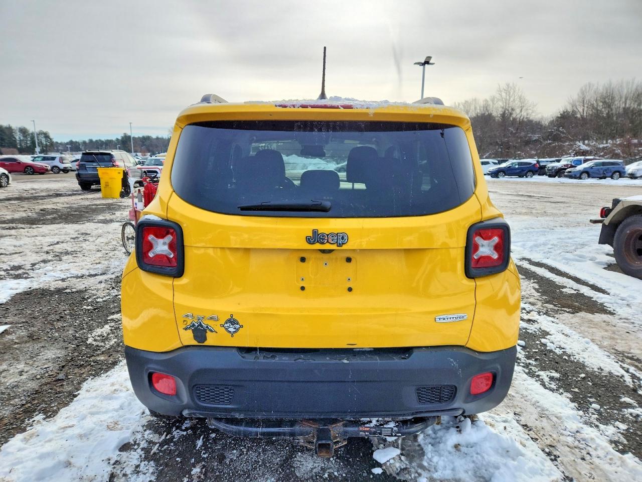 2016 Jeep Renegade Latitude - zdjęcie 6