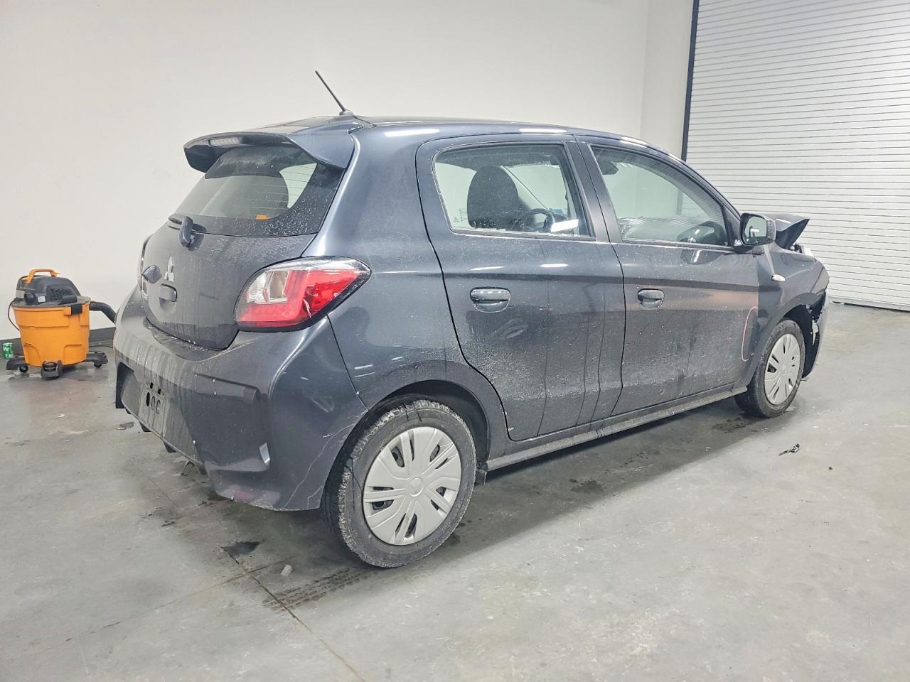 2024 Mitsubishi Mirage Es - zdjęcie 3