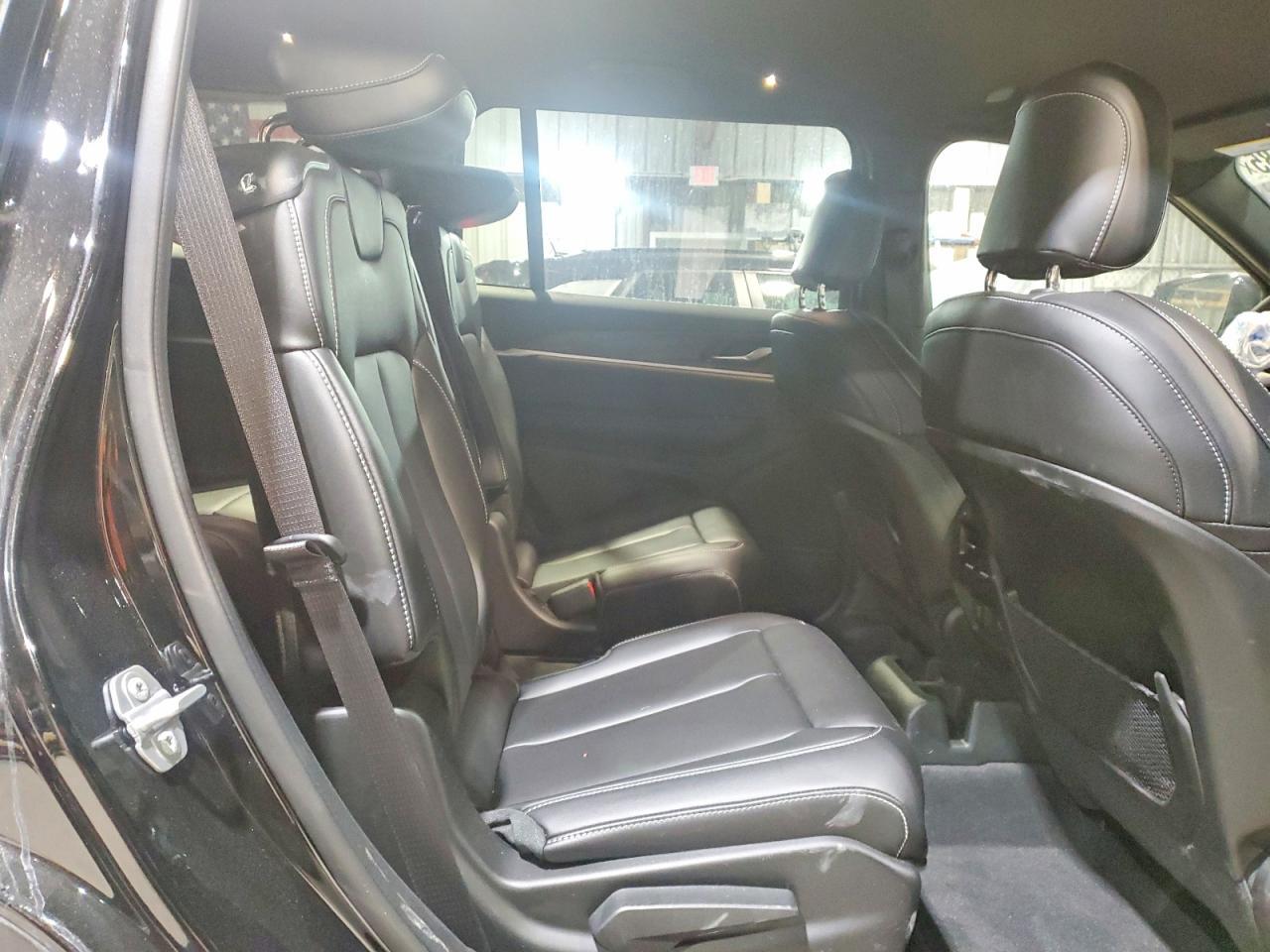 2025 Jeep Grand Cherokee L Limited - zdjęcie 11