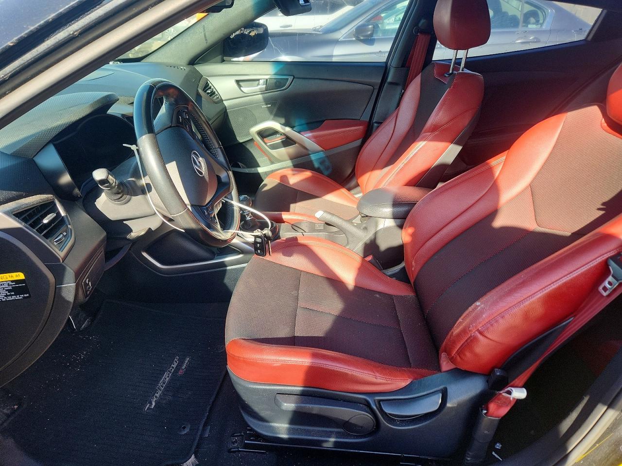 2016 Hyundai Veloster Turbo - zdjęcie 7