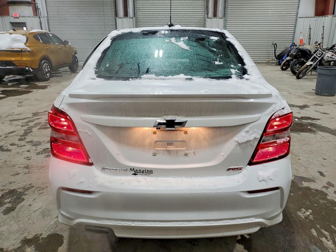 2020 Chevrolet Sonic Lt - zdjęcie 6