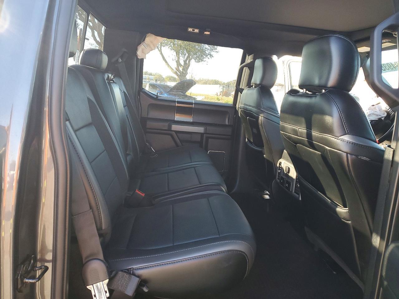 2019 Ford F150 Raptor - zdjęcie 10