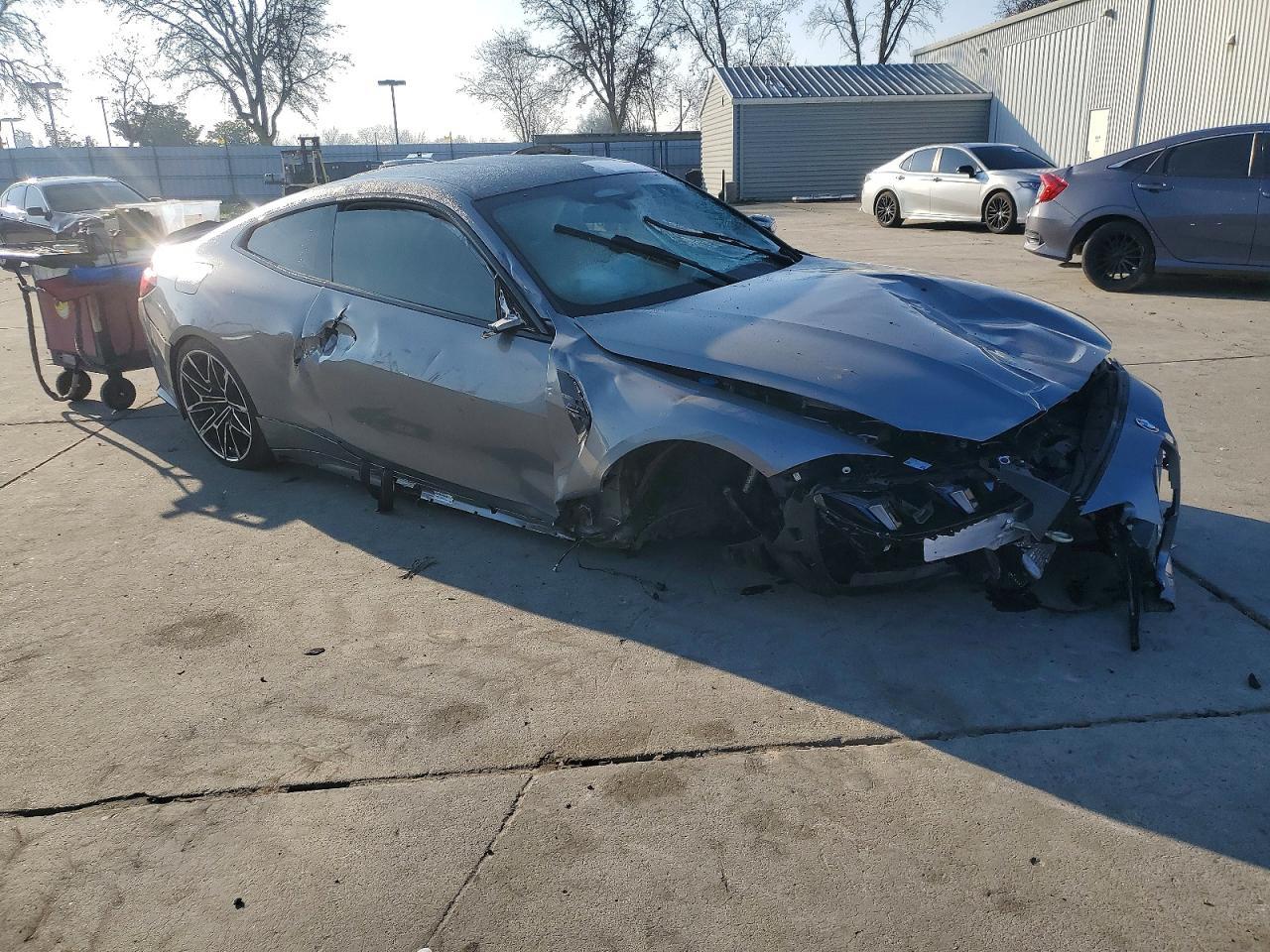 2025 BMW M4 Competition - zdjęcie 4