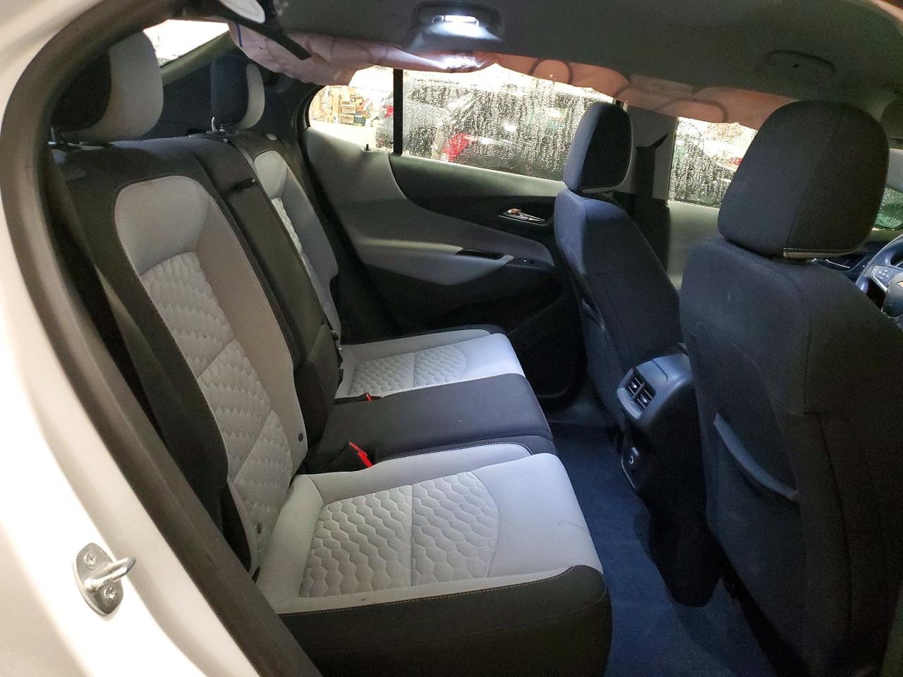 2020 Chevrolet Equinox - zdjęcie 11