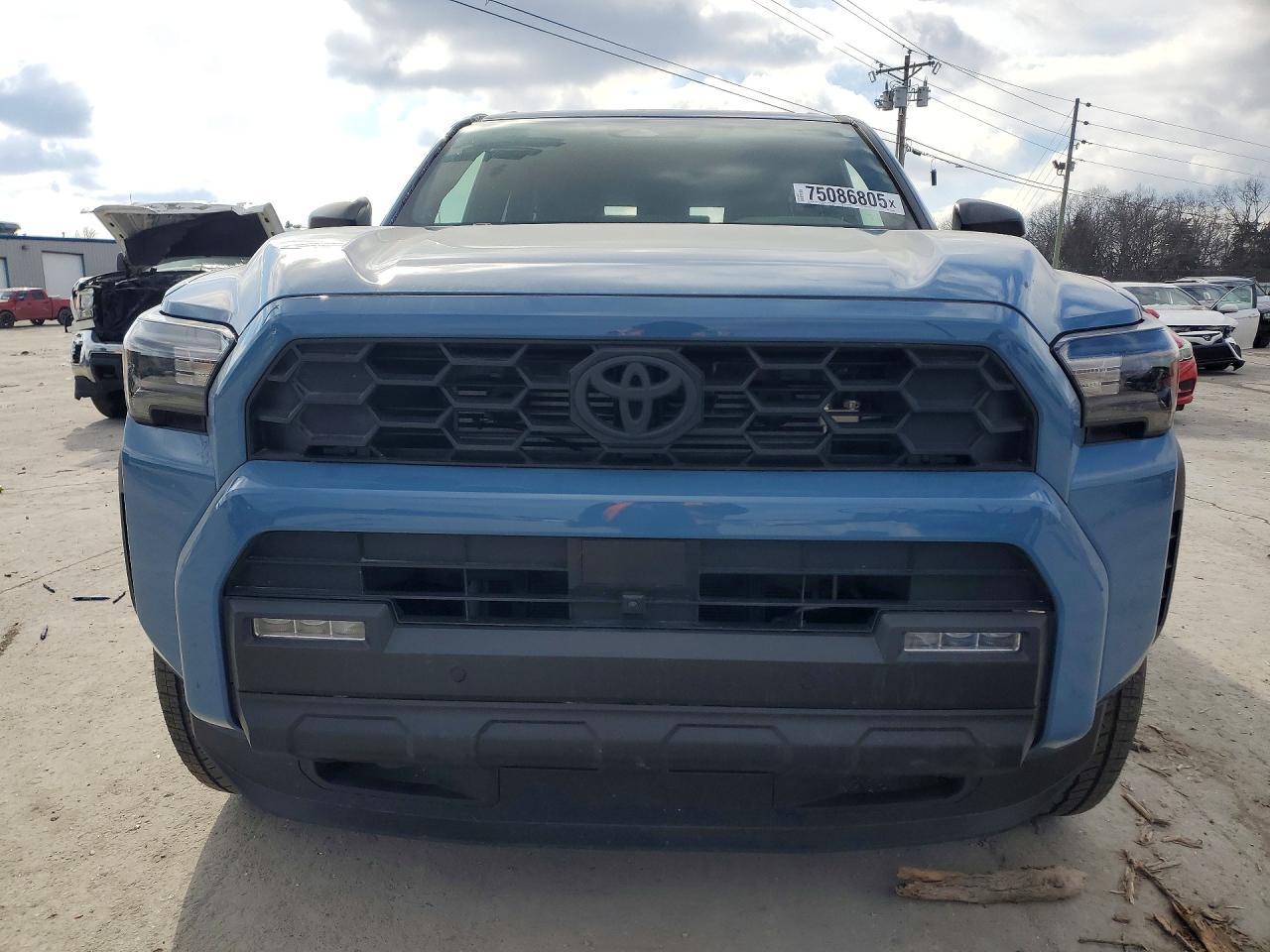 2025 Toyota 4Runner Sr5 - zdjęcie 5
