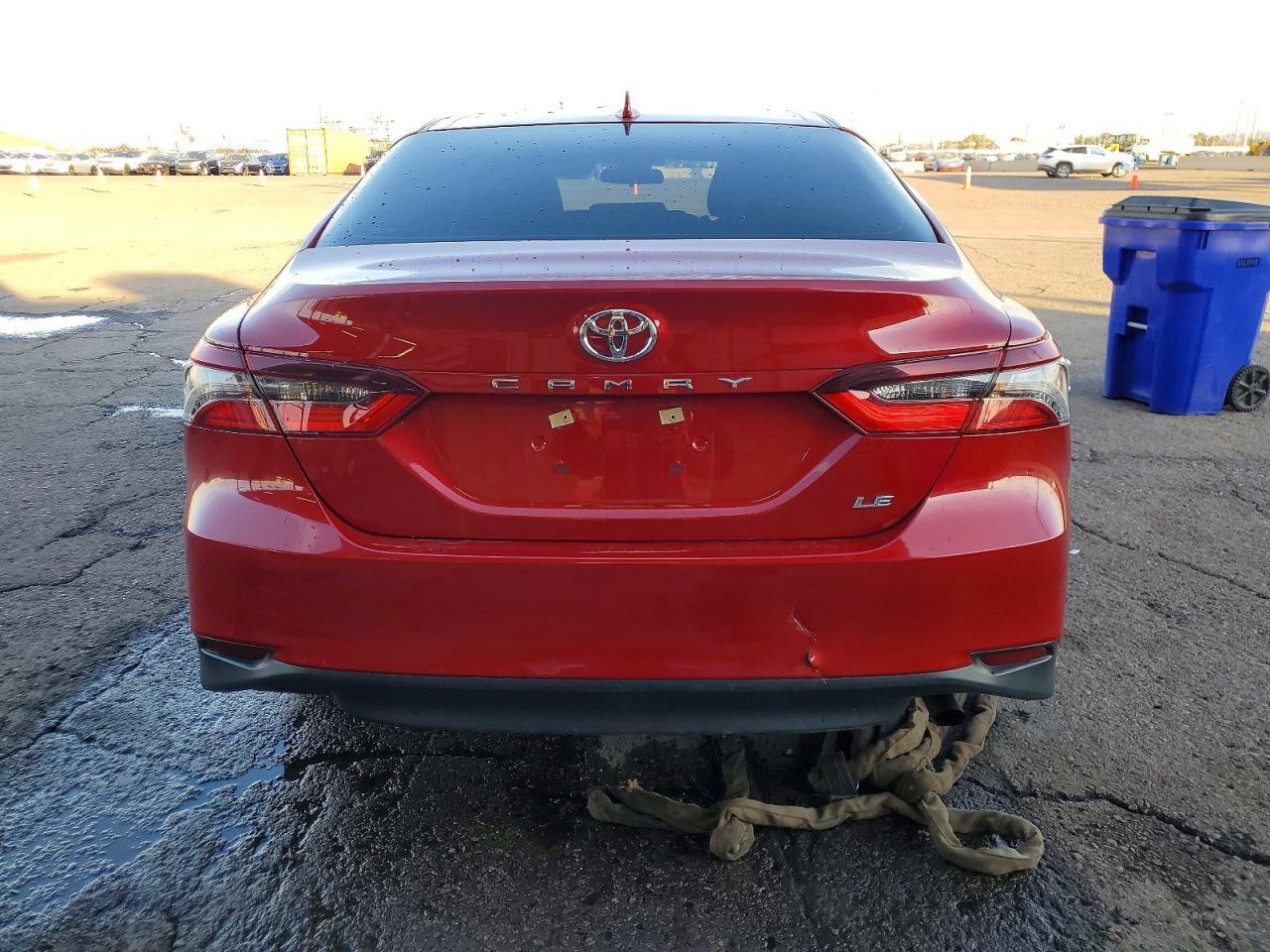 2023 Toyota Camry Le - zdjęcie 6