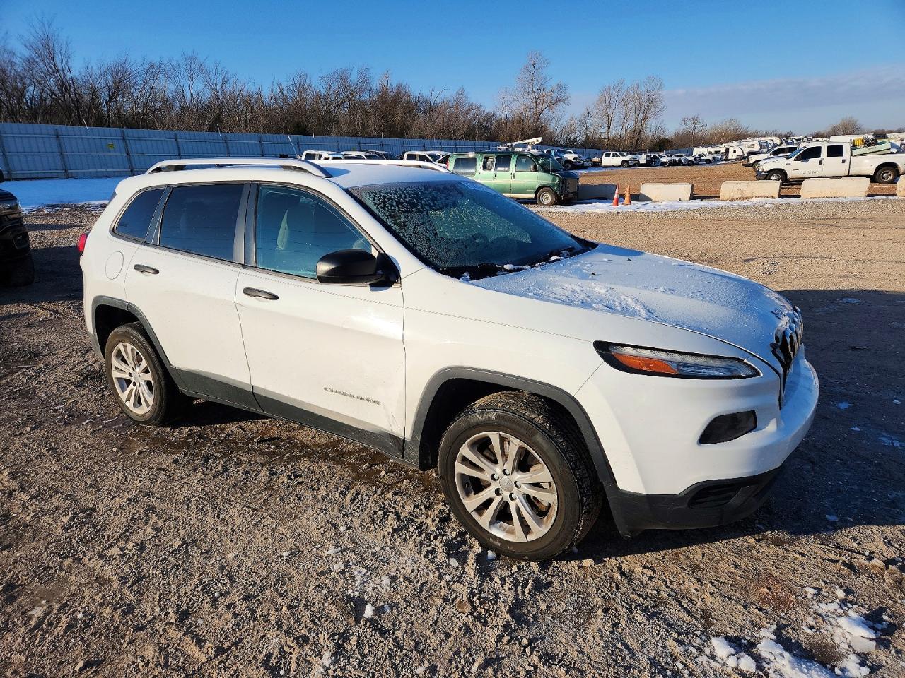 2015 Jeep Cherokee Sport - zdjęcie 4