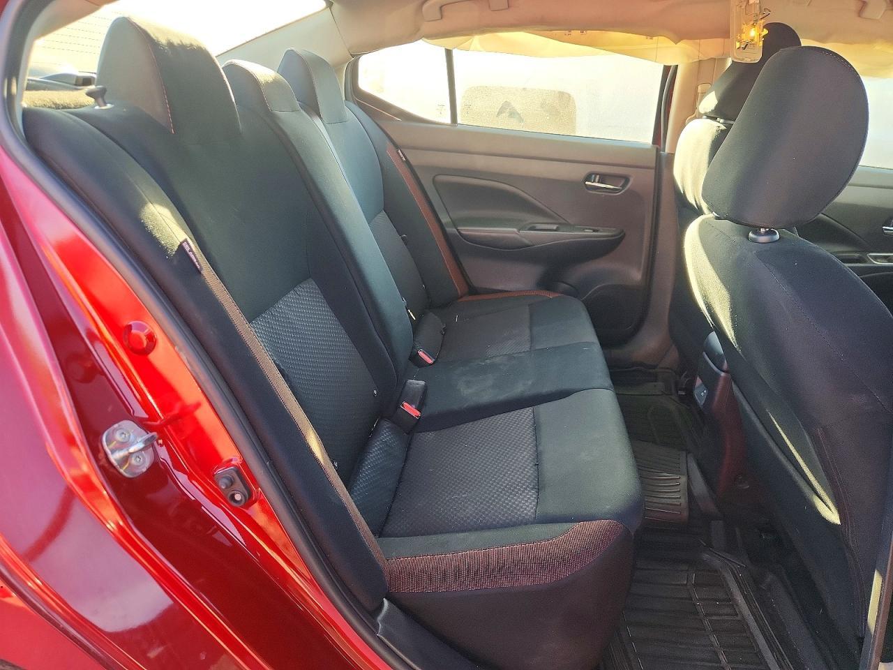 2024 Nissan Versa Sr - zdjęcie 10