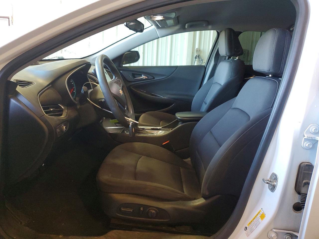 2020 Chevrolet Malibu Ls - zdjęcie 7