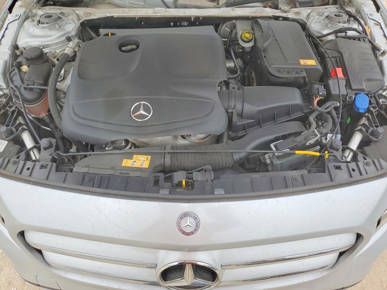 2015 Mercedes-Benz Gla 250 4Matic - zdjęcie 11